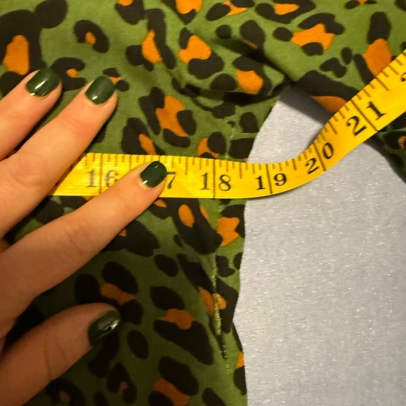 C+D+M Green Leopard Print Dress - Picture 3 of 5